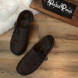 SALE! BOC Born Delaney Chocolate Brown Lace Up
